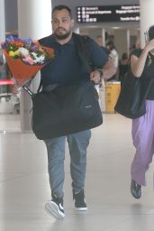 Lorde - Arrives at Perth Airport 03/17/2023