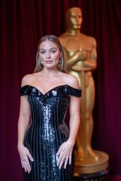 Margot Robbie - 95th Academy Awards Portraits March 2023 (more photos)