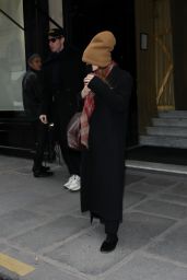 Mary-Kate Olsen and Ashley Olsen - Out in Paris 03/04/2023