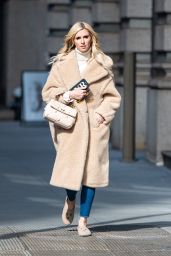 Nicky Hilton - Running Errands in New York 03/29/2023