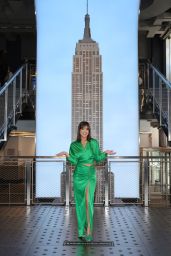 Peyton Elizabeth Lee - Visits The Empire State Building in New York City 03/27/2023
