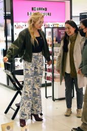 Peyton List - Meet-and-Greet For Her New Makeup Brand Pley Beauty at Macy