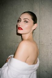 Phoebe Tonkin - Vogue Australia March 2023