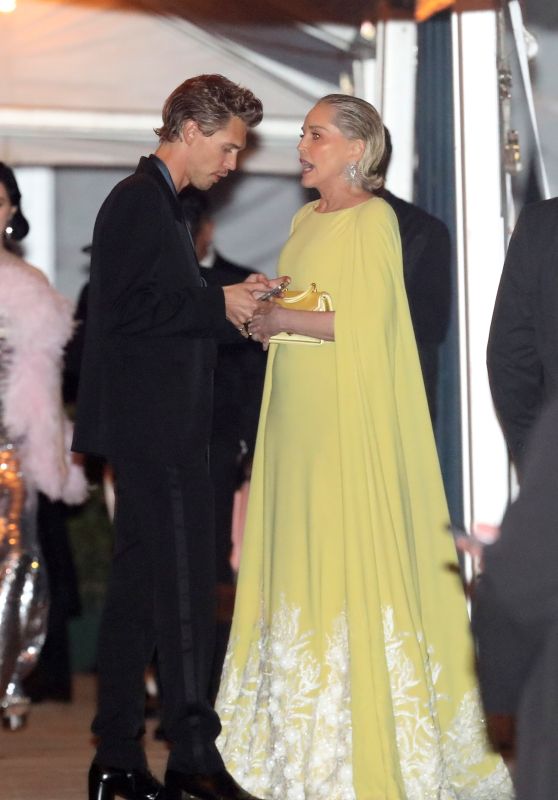 Sharon Stone - Exits the 2023 Vanity Fair Oscar Party in Beverly Hills 03/12/2023