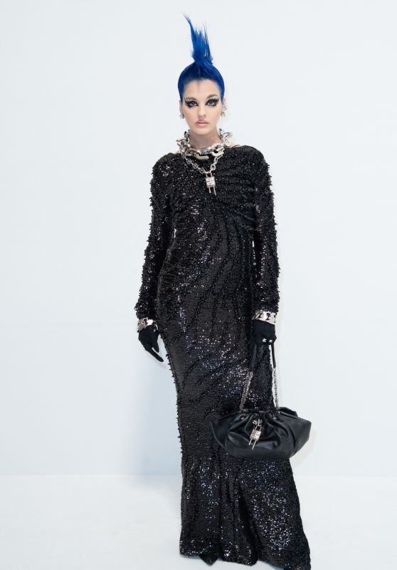Sita Bellan – Givenchy Fashion Show in Paris 03/02/2023