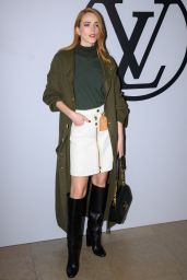 Stacy Martin – Louis Vuitton Show at Paris Fashion Week 03/06/2023 (more photos)