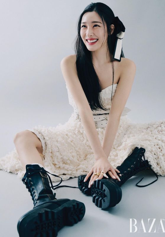 Tiffany Young Outfit March 2023 (II)