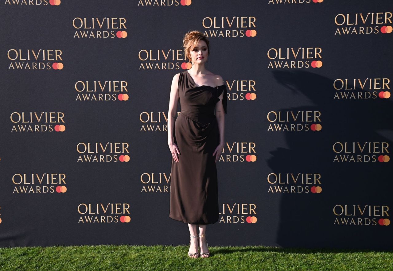 Эйми Лу Вуд. Эйми Лу Вуд толстая. Эйми Лу Вуд в платье от. The Olivier Awards 2023.
