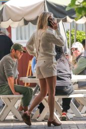 Ali Larter at Brentwood Country Mart 04/19/2023