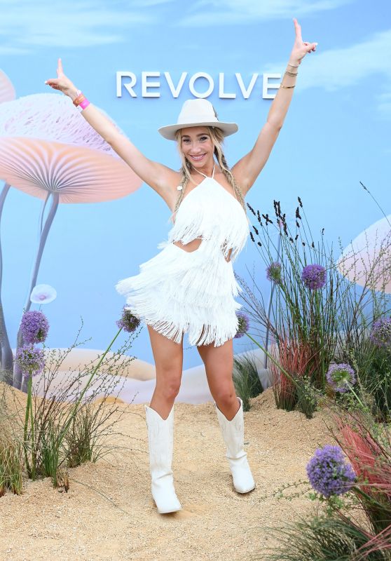 Aurora Culpo – Revolve Festival at Coachella in Indio 04/16/2023