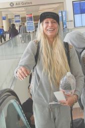 Charlotte Flair - Out in Los Angeles 04/02/2023