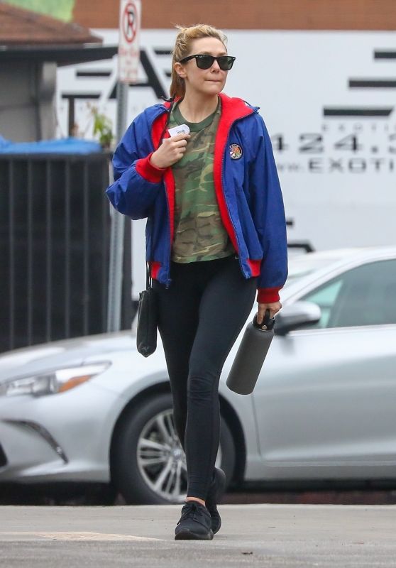 Elizabeth Olsen - Out in Los Angeles 04/12/2023
