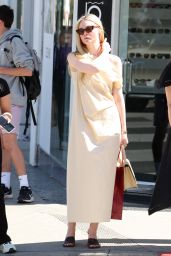Elle Fanning - Shopping in 90210 Beverly Hills 04/07/2023