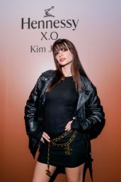 Emily Ratajkowski – Hennessy X.O x Kim Jones “X.O Lab” Pop-Up in NYC 04/26/2023