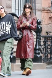 Emily Ratajkowski Street Style - New York 03/31/2023