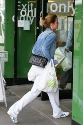 Emma Watson - Shopping in London 04/16/2023