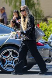 Fergie - Out in Brentwood 04/02/2023