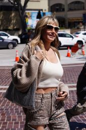 Heidi Klum - Arrives at AGT in Pasadena 04/04/2023