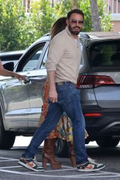 Jennifer Lopez and Ben Affleck - Out for Lunch in Beverly Hills 04/08/2023