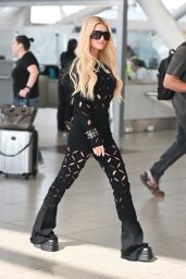 Jessica Simpson - Out in NYC 04/13/2023