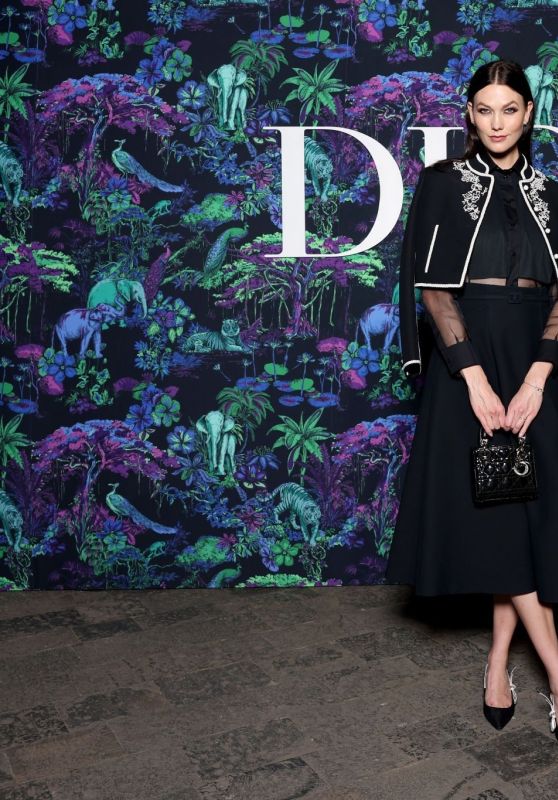 Karlie Kloss – Christian Dior Fashion Show in Mumbai 03/30/2023 ...