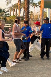 Kate Hudson and Danny Fujikawa Arrive at Coachella in Indio 04/16/2023