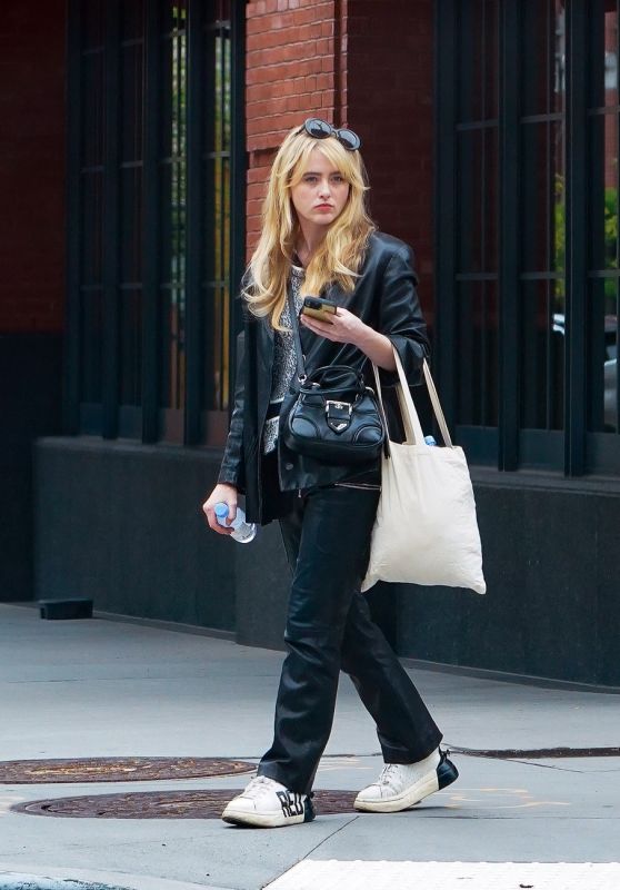 Kathryn Newton - Out in New York 04/28/2023