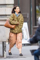 Katie Holmes - Out in New York City 03/29/2023