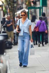 Katie Holmes - Shopping in Soho, New York 04/14/2023