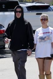 Kourtney Kardashian - Out in Palm Springs 04/08/2023