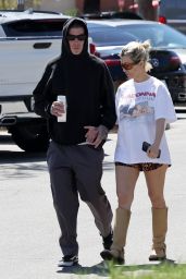 Kourtney Kardashian - Out in Palm Springs 04/08/2023