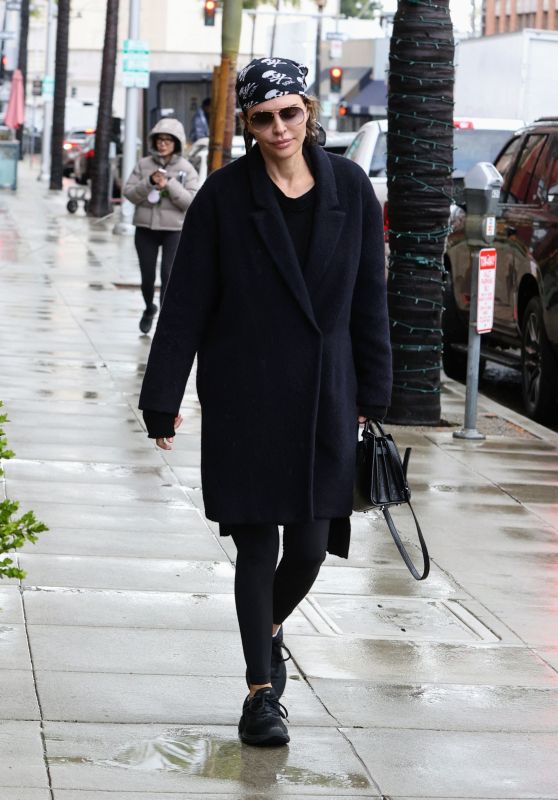 Lisa Rinna - Out in Beverly Hills 03/30/2023
