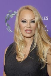 Pamela Anderson – Los Angeles LGBT Center Gala 04/22/2023