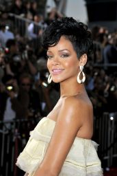Rihanna - 2008 American Music Awards
