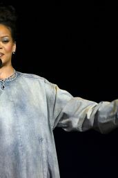 Rihanna - CinemaCon 2023: Paramount Pictures Presentation in Las Vegas