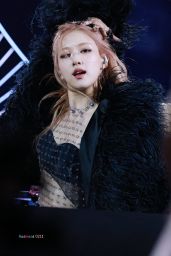 Rosé (Blackpink) at Coachella 2023 Main Stage 04/22/2023 (more photos)