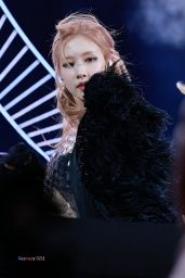 Rosé (Blackpink) at Coachella 2023 Main Stage 04/22/2023 (more photos)