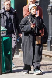 Sarah Paulson - Out in New York 04/10/2023