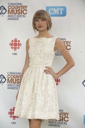 Taylor Swift - Canadian Country Music Association Awards 2012