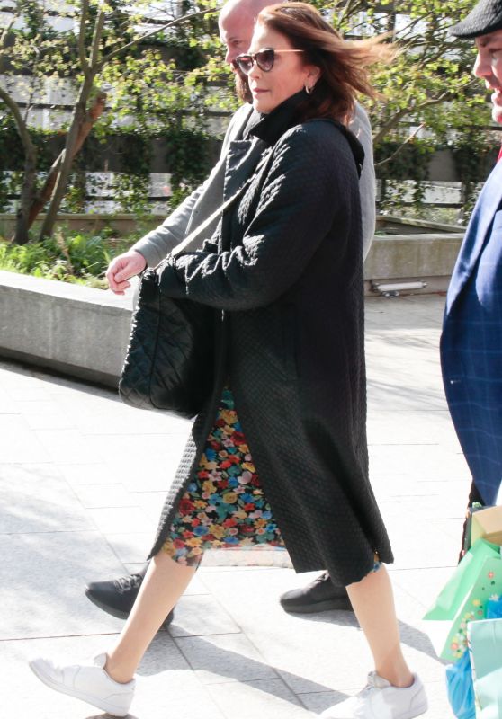 Teri Hatcher - Arriving at Her Hotel in Paris 04/16/2023