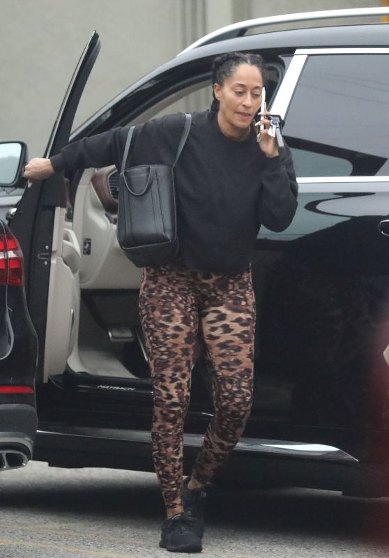 Tracee Ellis Ross - Arrives at a Private Gym in Los Angeles 04/26/2023