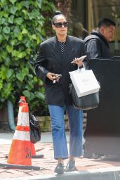 Tracee Ellis Ross - Shopping at Melrose Place in West Hollywood 04/17/2023