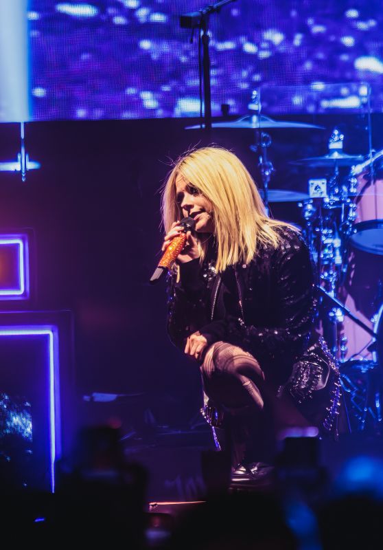 Avril Lavigne - Love Sux Tour at Vorst Nationaal Brussel 05/04/2023