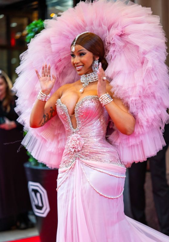 Cardi B - Leaving The Mark Hotel for the 2023 Met Gala in NYC 05/01/2023