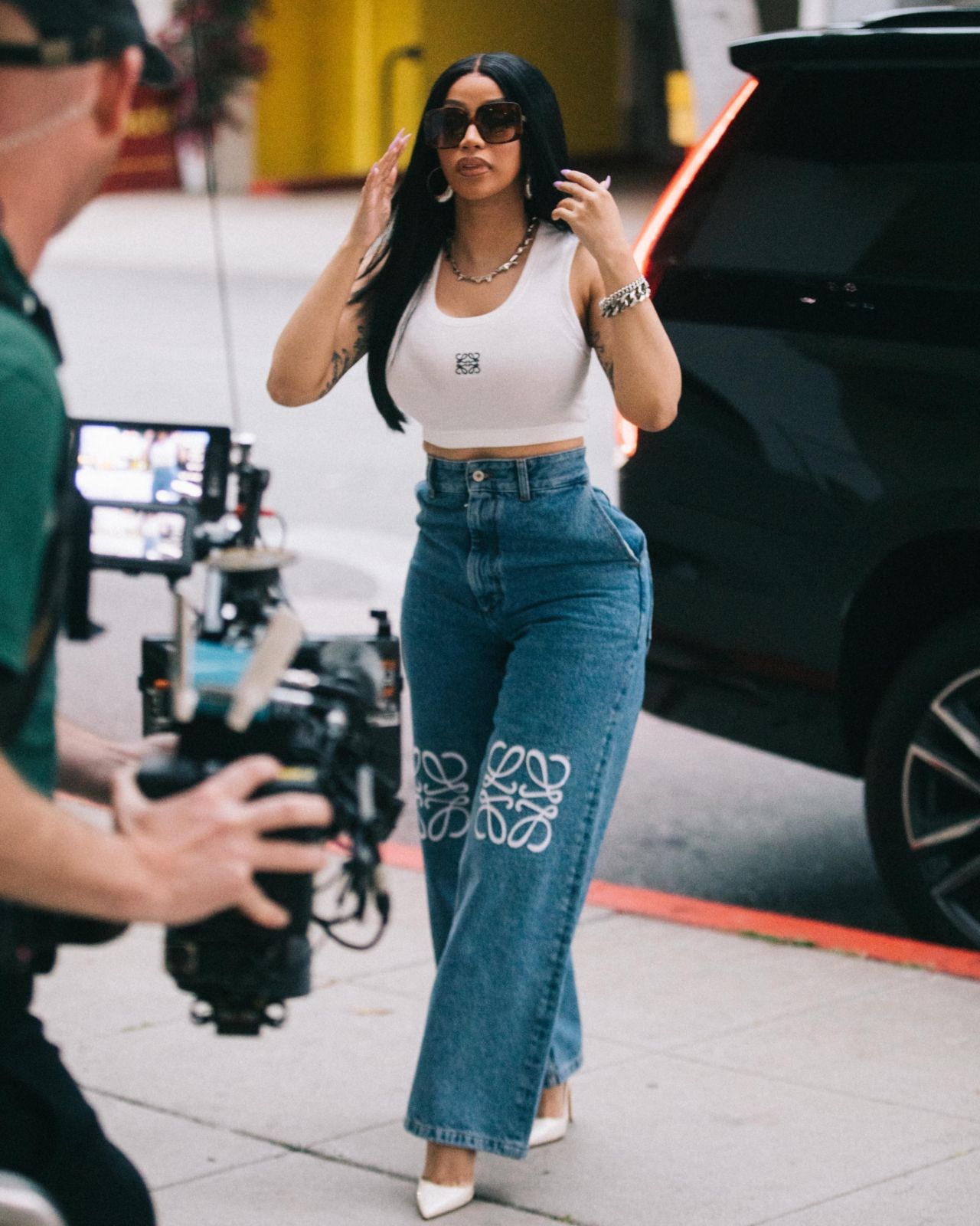 Cardi B Street Style - Beverly Hills 05/25/2023 • CelebMafia