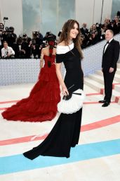 Carla Bruni – 2023 Met Gala in New York 05/01/2023