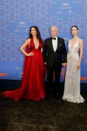 Catherine Zeta-Jones, Carys Zeta Douglas and Michael Douglas - Cannes Film Festival Opening Dinner 05/16/2023