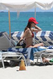 Emily Ratajkowski in a Bikini - Beach in Miami 05/08/2023