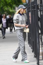Gigi Hadid Street Style - New York 05/05/2023