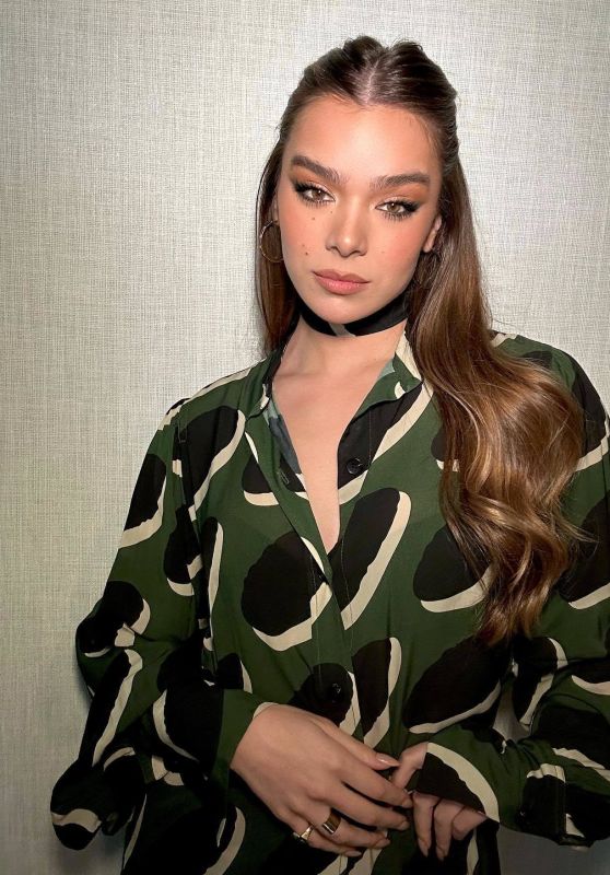 Hailee Steinfeld - Portraits for the "Spider-Man: Across the Spider-Verse" Photocall May 2023